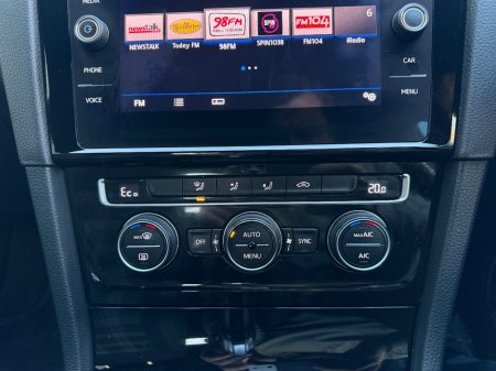 2020 Volkswagen Golf - photo 21