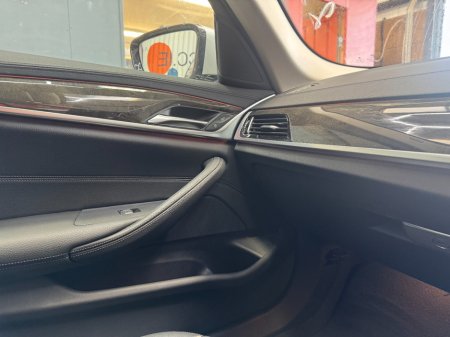 2019 BMW 5-Series - photo 14