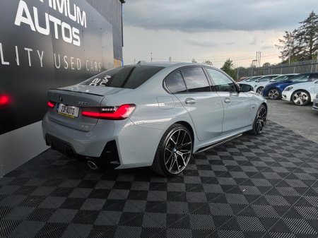 2023 BMW 3-Series - photo 2