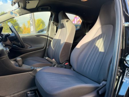 2022 Toyota Yaris - photo 17