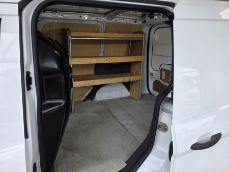 2018 Ford Transit - photo 13