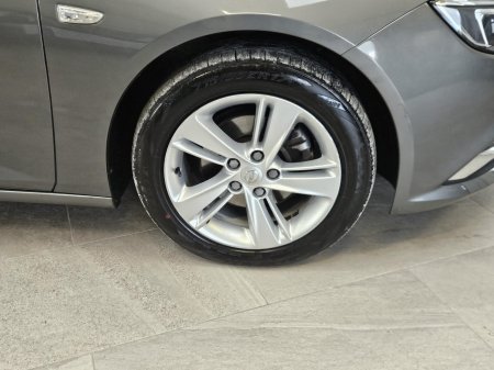 2020 Opel Insignia - photo 6