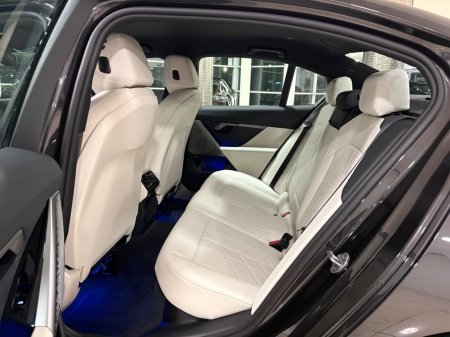2026 BMW 5-Series - photo 19