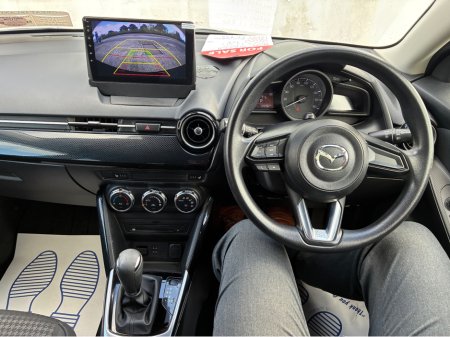 2017 Mazda Demio - photo 17