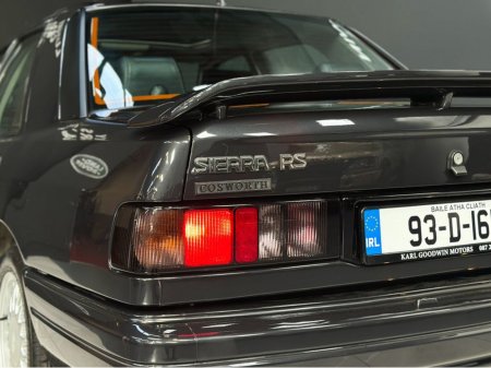 1993 FORD SIERRA S 2.0i COSWORTH 4X4 SAPPHIRE - photo 11