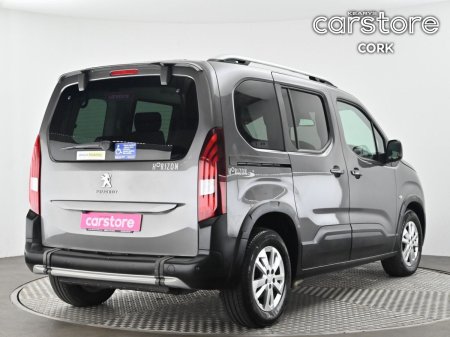 2021 Peugeot Rifter - photo 5