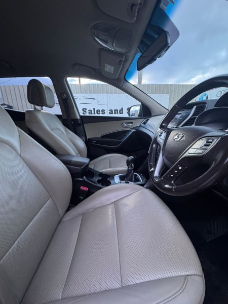 2017 Hyundai Santa Fe - photo 14