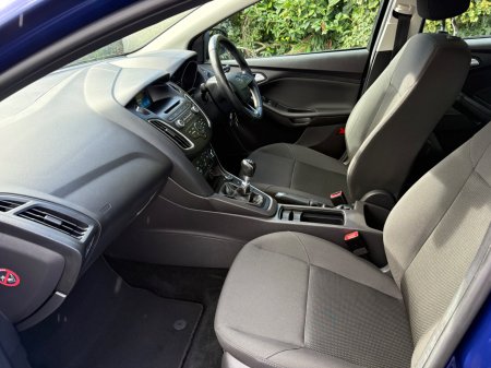 2016 Ford Focus - photo 8