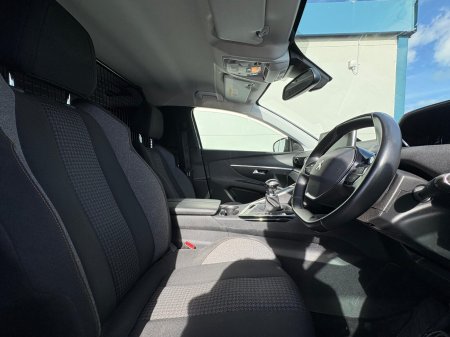 2021 Peugeot 3008 - photo 7