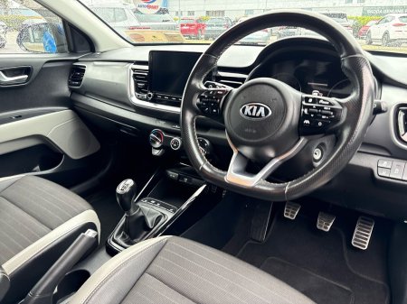 2021 Kia Stonic - photo 6