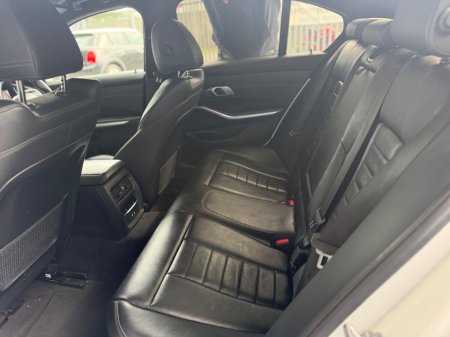 2021 BMW 3-Series - photo 12