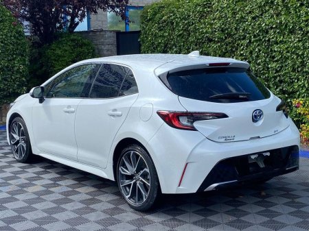 2025 Toyota Corolla - photo 5