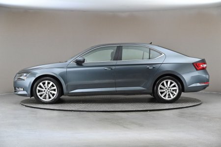 2017 Skoda Superb - photo 5