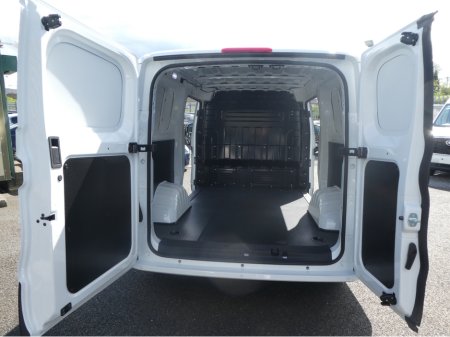 2026 Maxus eDELIVER 5 - photo 11