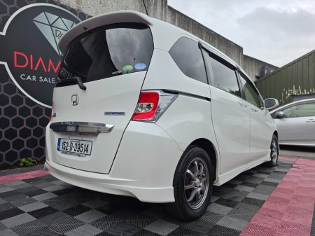 2015 Honda Freed - photo 7