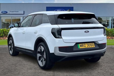 2024 Ford Explorer - photo 2