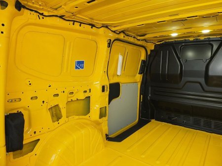 2025 Ford Transit Custom - photo 8
