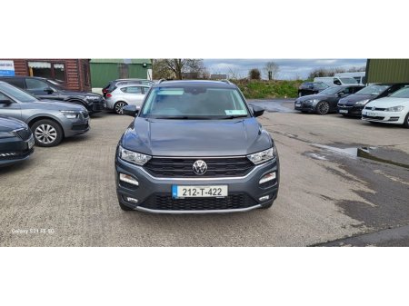 2021 Volkswagen T-Roc - photo 2