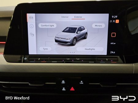 2024 Volkswagen Golf - photo 12