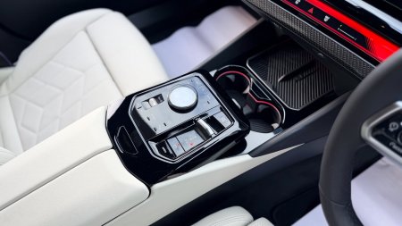 2026 BMW 5-Series - photo 14