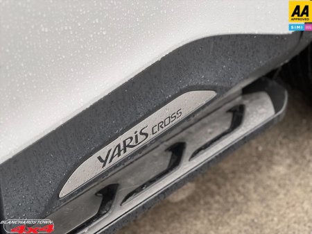 2023 Toyota Yaris - photo 28