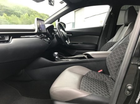 2023 Toyota C-HR - photo 6