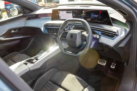 2026 Peugeot 5008 - photo 12