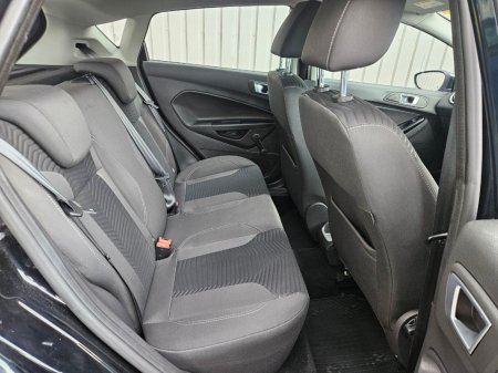 2017 Ford Fiesta - photo 20