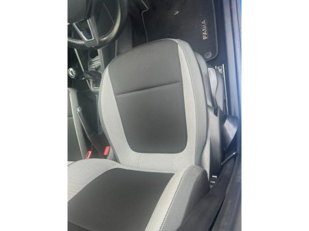 2015 Skoda Fabia - photo 6