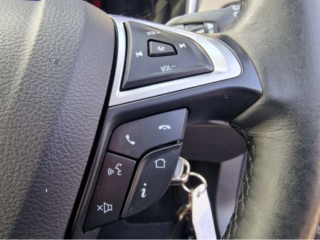 2017 Ford Mondeo - photo 18