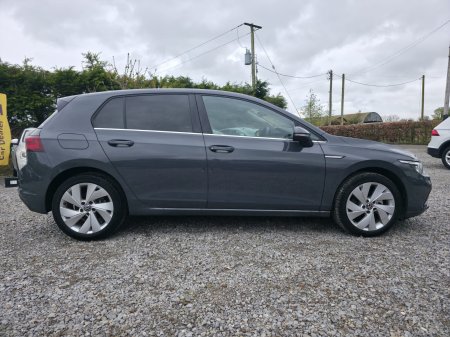 2024 Volkswagen Golf - photo 6