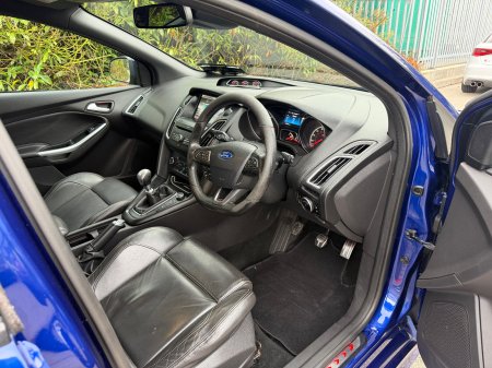 2016 Ford Focus - photo 7