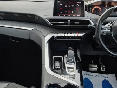 2018 Peugeot 3008 - photo 9