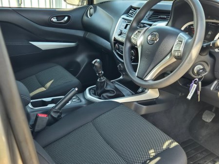 2021 Nissan Navara - photo 4