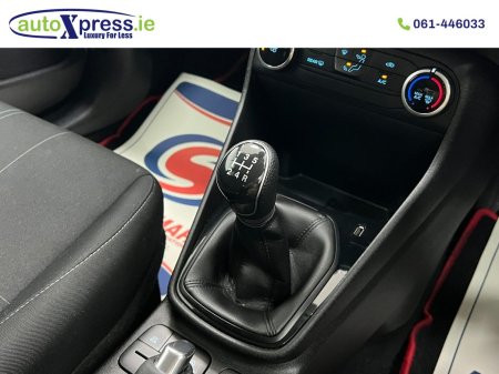 2019 Ford Fiesta - photo 8