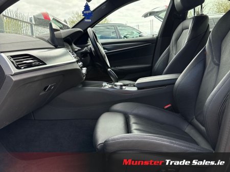 2023 BMW 5-Series - photo 12