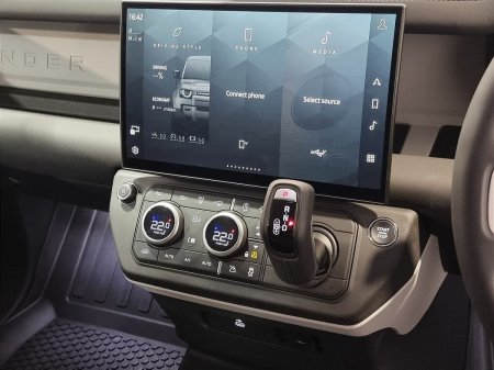 2026 Land Rover Defender - photo 15