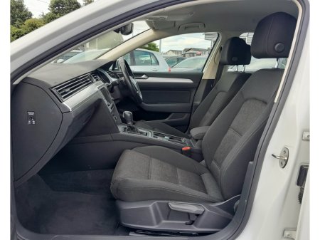 2016 Volkswagen Passat - photo 15