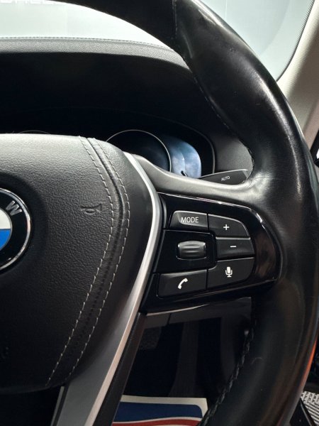 2018 BMW 5-Series - photo 11