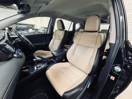 2018 Toyota RAV4 - photo 10
