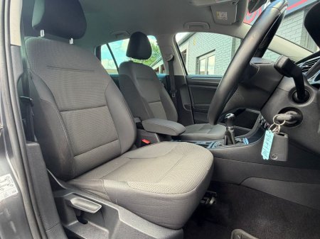 2019 Volkswagen Golf - photo 6