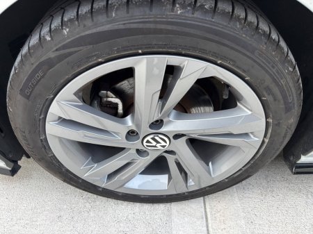 2023 Volkswagen Golf - photo 17