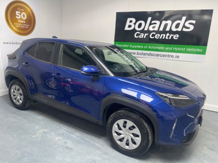2022 Toyota Yaris Cross 1.5 Hybrid CVT Luna