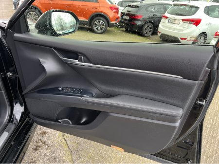 2020 Toyota Camry - photo 12