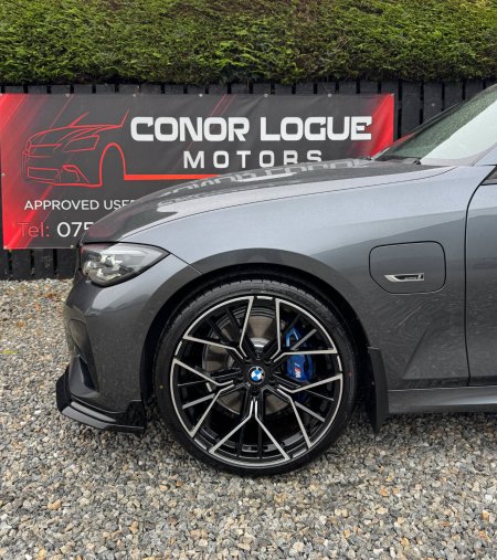 2022 BMW 3-Series - photo 8