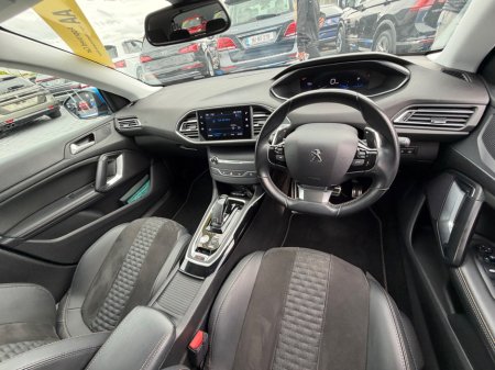 2021 Peugeot 308 - photo 16