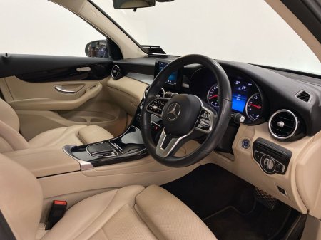 2022 Mercedes-Benz GLC - photo 9