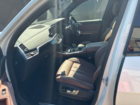2021 BMW X5 - photo 8