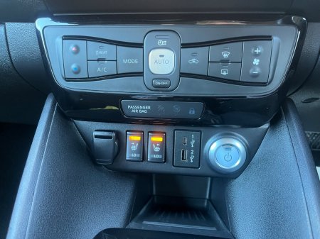 2021 Nissan Leaf - photo 17