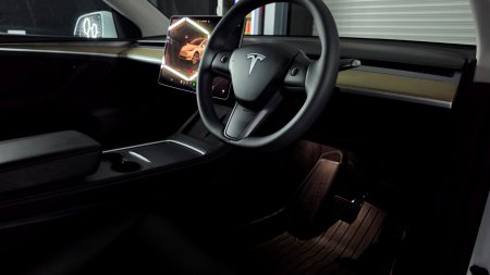 2023 Tesla Model Y - photo 30